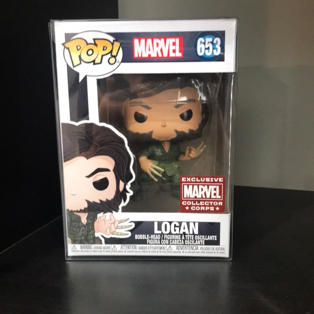 EXCLUSIVE MARVEL COLLECTOR CORPS LOGAN FUNKO POP! ⭐️